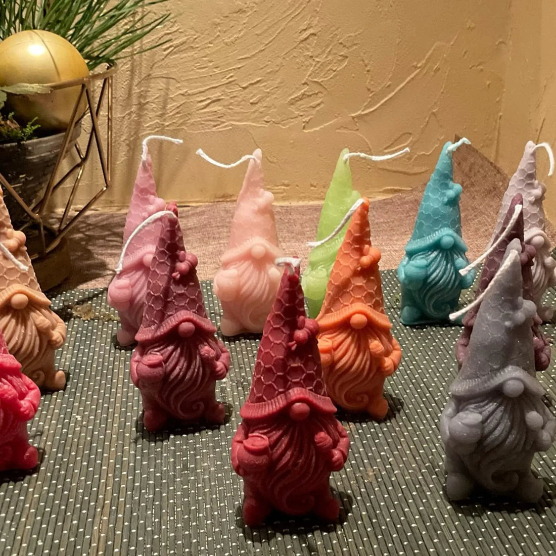 Faceless Santa Candle Mold - Christmas Silicone DIY for Table Decor &amp; Tree Ornaments