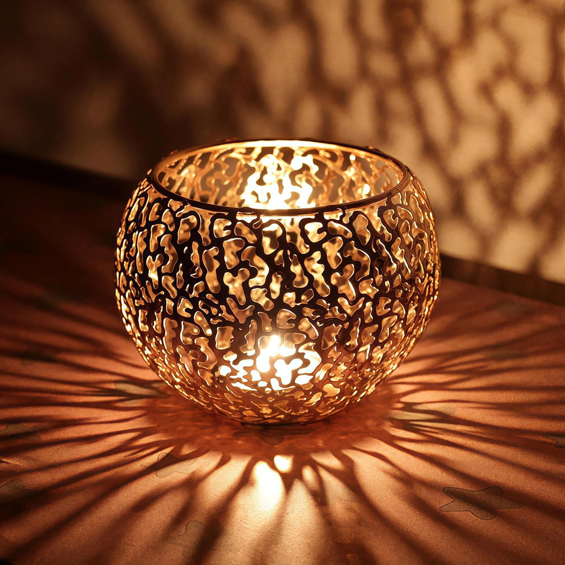 Gold Iron Candle Holder – Hollow Vintage Design, Living Room &amp; Bathroom Decor, Holiday Gift